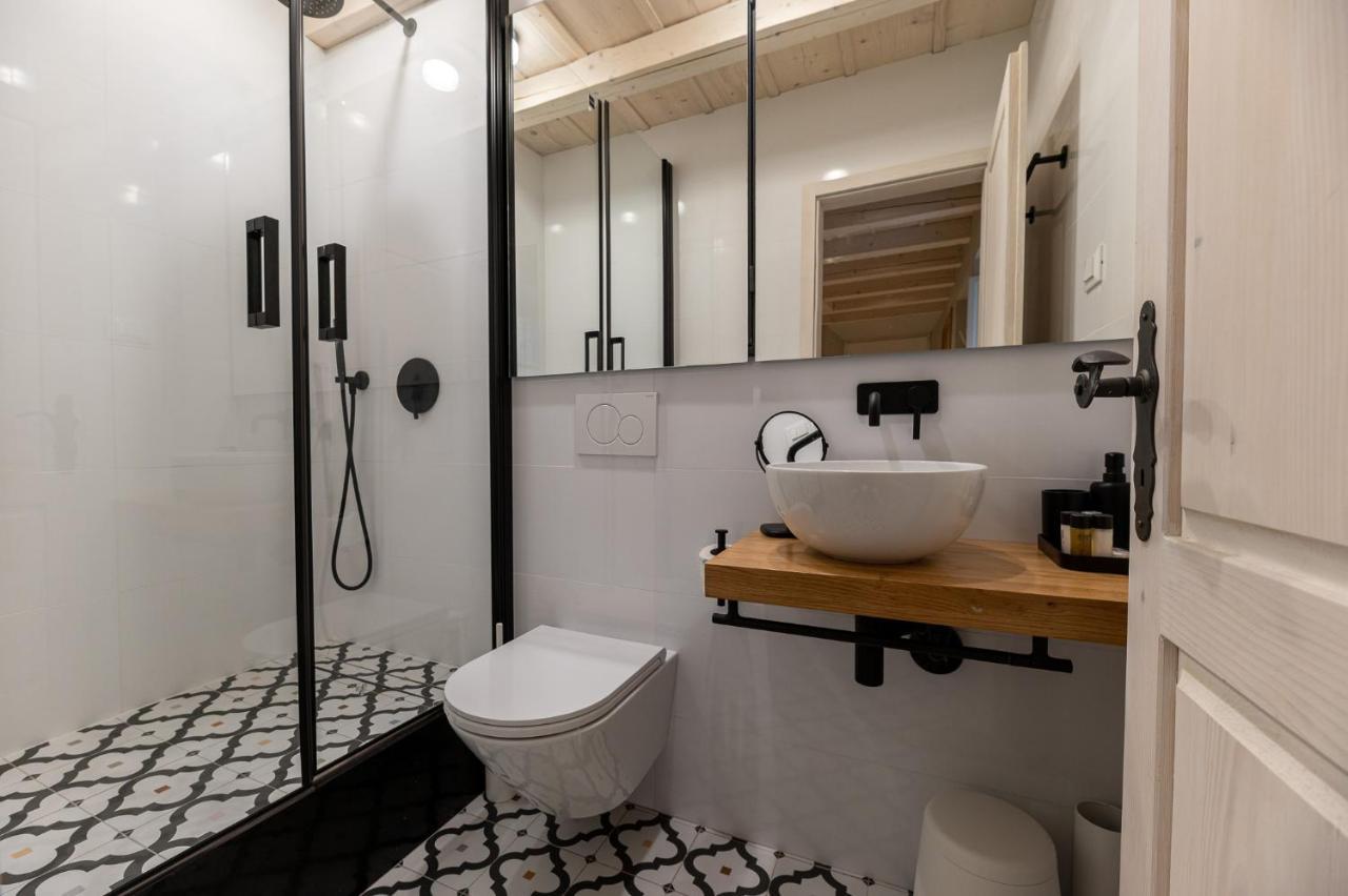 Superior 1 Bedroom Apartment Gabriela Next To Buza Beach Dubrovnik Bagian luar foto