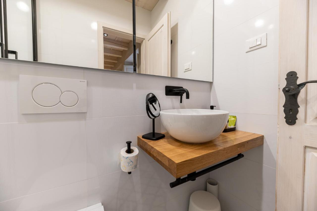 Superior 1 Bedroom Apartment Gabriela Next To Buza Beach Dubrovnik Bagian luar foto