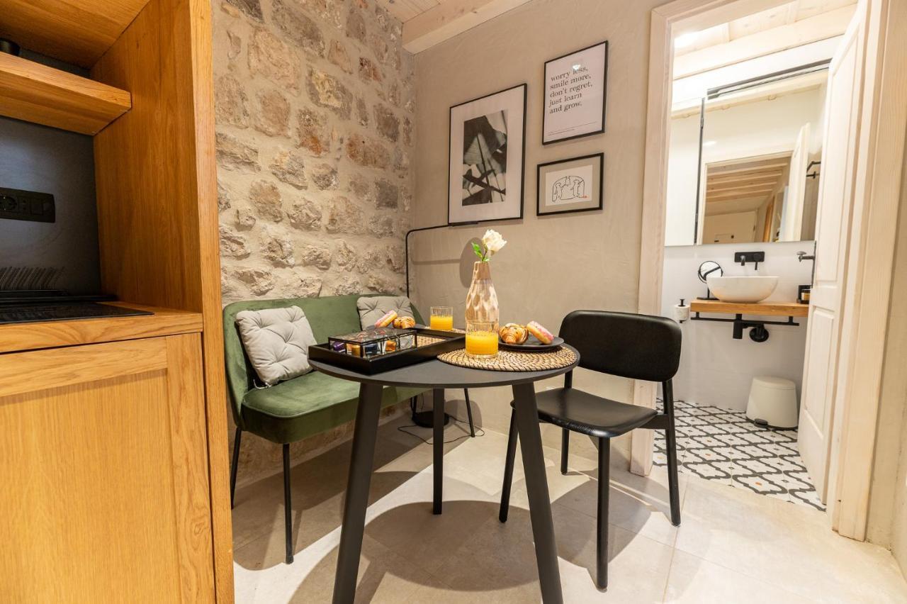 Superior 1 Bedroom Apartment Gabriela Next To Buza Beach Dubrovnik Bagian luar foto