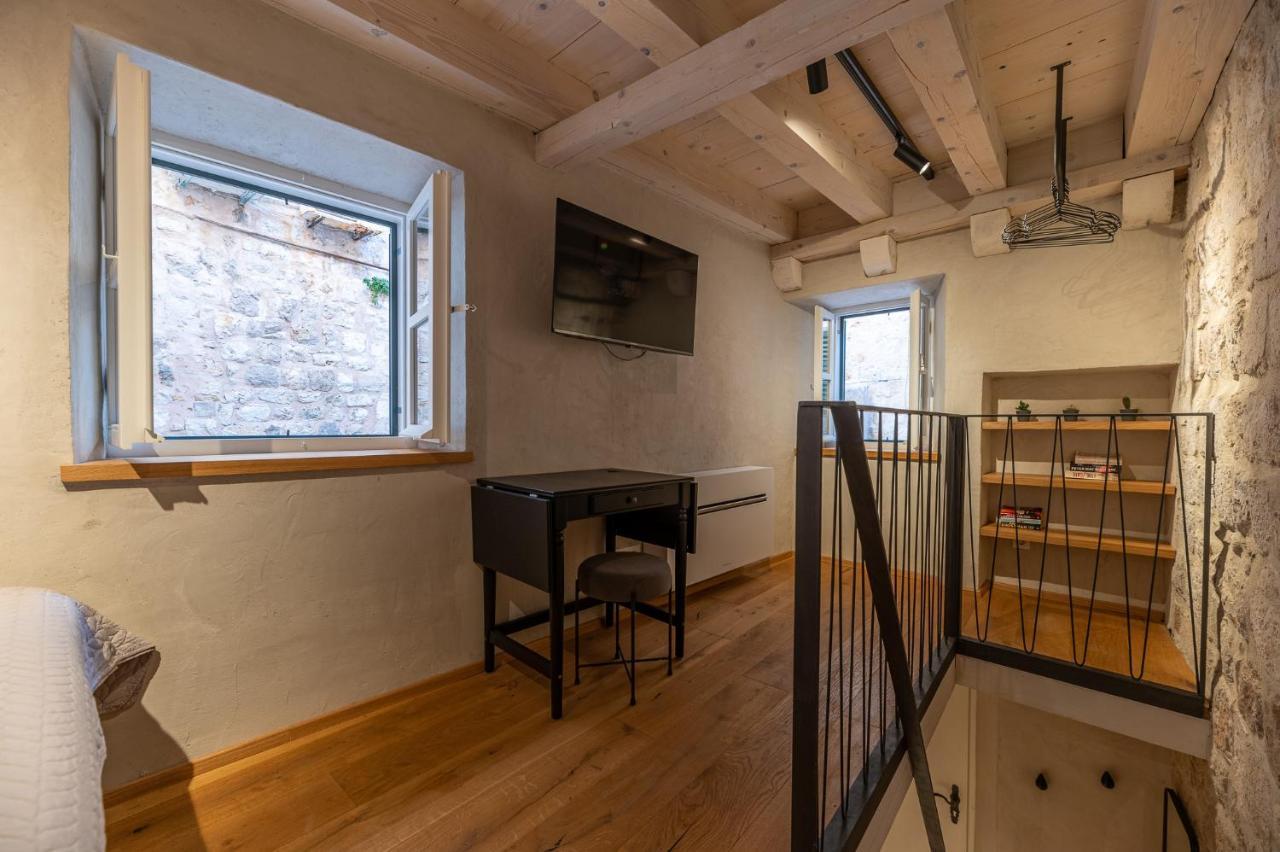 Superior 1 Bedroom Apartment Gabriela Next To Buza Beach Dubrovnik Bagian luar foto