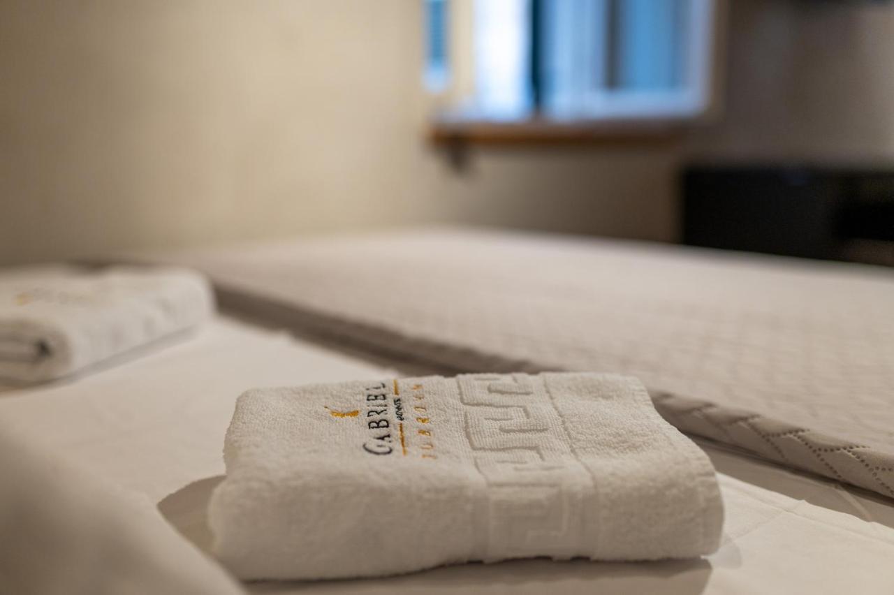 Superior 1 Bedroom Apartment Gabriela Next To Buza Beach Dubrovnik Bagian luar foto