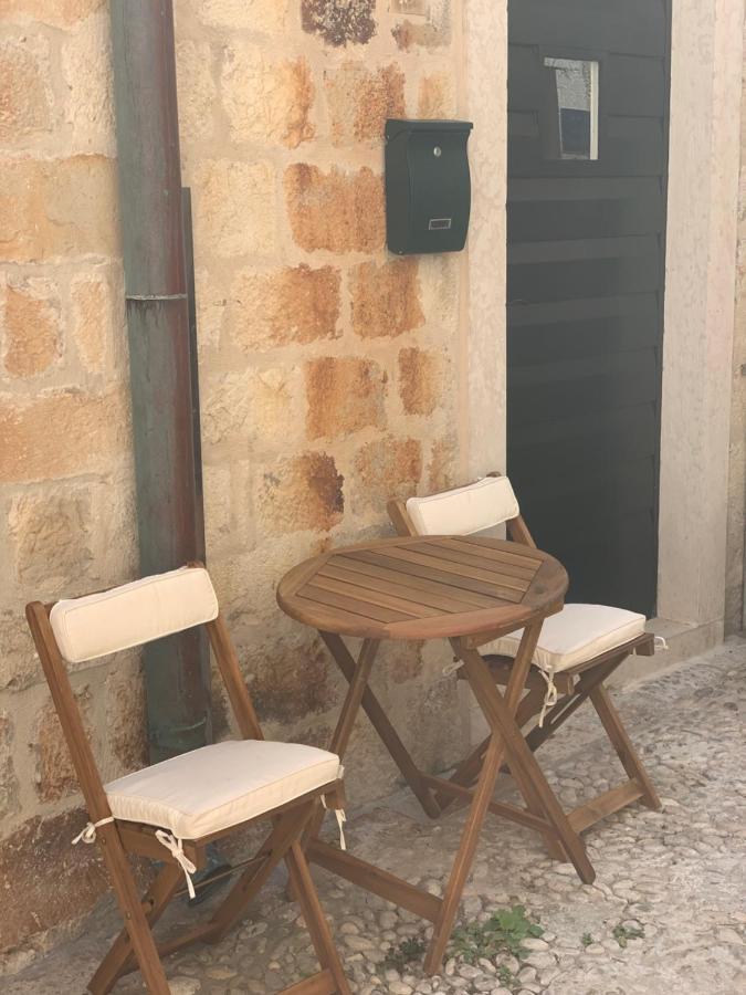 Superior 1 Bedroom Apartment Gabriela Next To Buza Beach Dubrovnik Bagian luar foto